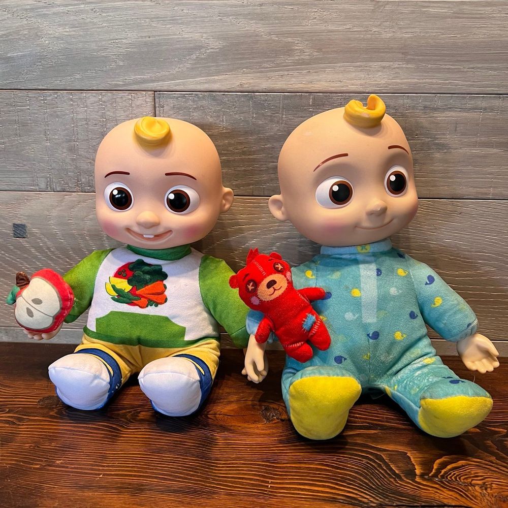 Cocomelon Doll Lot of 2 JJ Musical Bedtime JJ Snacktime Tested and‎ Works (B)